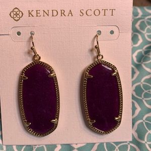 KENDRA SCOTT gold framed Elle earring with purple stone